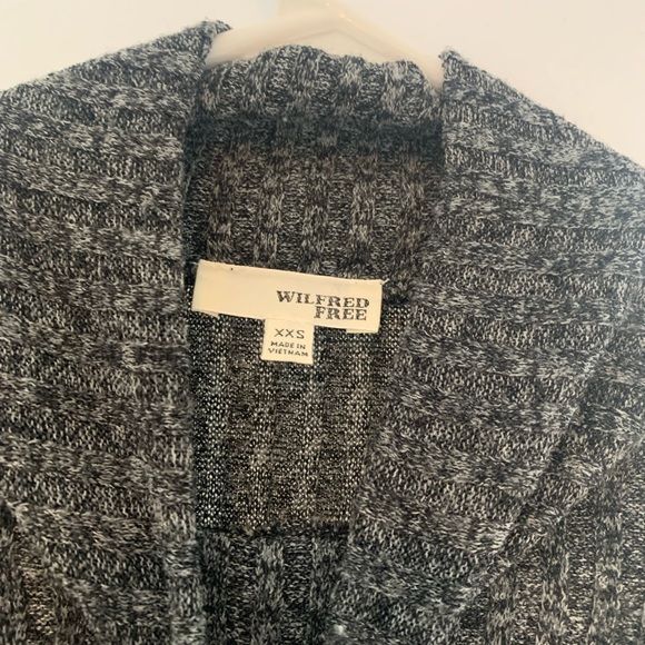 Wilfred sweater dress. - Picture 3 of 5